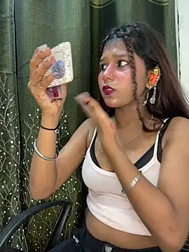 Cutiepie- online show from May 2026 07:52:02 PM