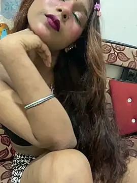 Cutiepie- online show from May 2026 07:44:01 PM