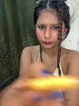 Cutiepie- online show from May 2026 10:26:02 PM