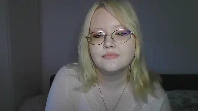 Elayne Sweet online show from April 2026 06:17:01 AM