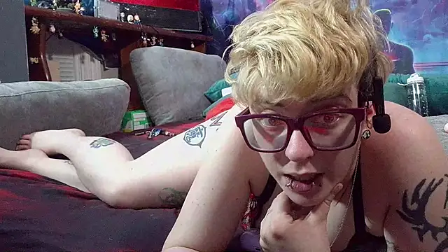 pollypainprincess online show from April 2026 12:54:02 AM