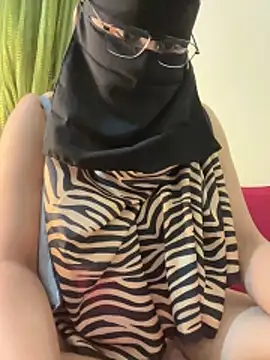 Snapshot of dilsheen_kaur_live chatting on April 2026 04:48:01 PM dilsheen kaur live online show from April 2026 04:48:01 PM