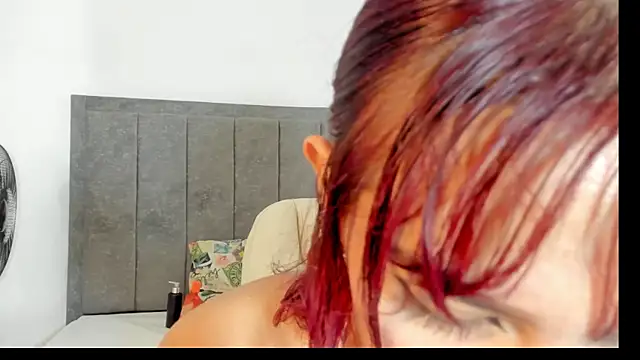 lili blaze online show from May 2026 12:34:02 PM