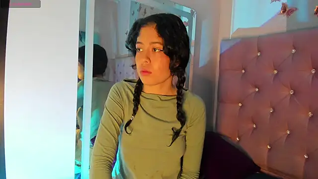 Snapshot of Kaira_luxury chatting on June 2026 04:02:01 AM Kaira luxury online show from June 2026 04:02:01 AM