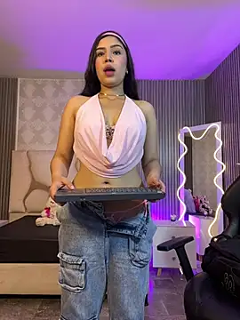 ELA TAY1 online show from May 2026 07:23:02 PM