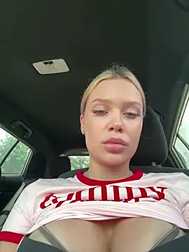 Girl-Mia online show from May 2026 04:52:01 AM