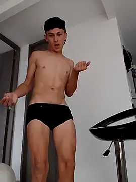 Snapshot of noahcambel chatting on April 2026 08:06:02 PM noahcambel online show from April 2026 08:06:02 PM