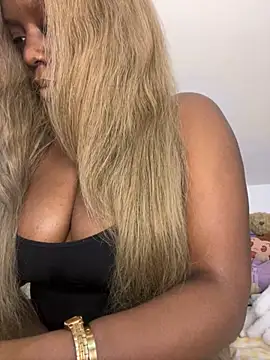 annelise rouj online show from April 2026 07:00:01 PM