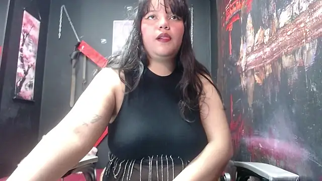 ScarletVibe online show from April 2026 04:59:01 PM