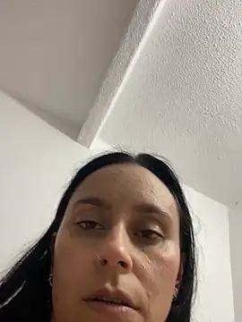 EmilyBrown01 online show from April 2026 03:01:01 AM