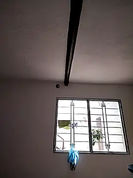 Snapshot of Krill2905 chatting on April 2026 01:42:02 PM Krill2905 online show from April 2026 01:42:02 PM