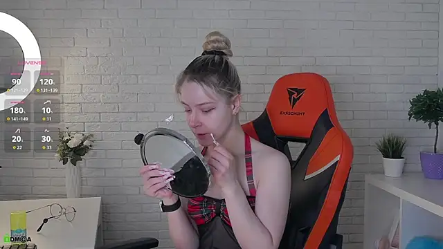 AmmyShaw online show from April 2026 04:33:02 AM