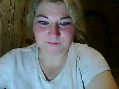 Snapshot of Xuliganka86 chatting on April 2026 09:48:01 PM Xuliganka86 online show from April 2026 09:48:01 PM