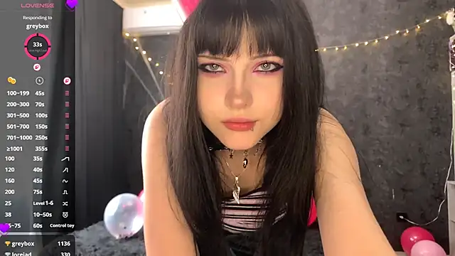 Snapshot of EmilyEmbears chatting on May 2026 10:36:01 AM EmilyEmbears online show from May 2026 10:36:01 AM
