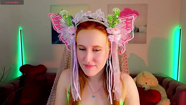 EvaBellea online show from May 2026 01:05:02 PM