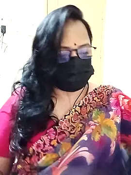 Snapshot of monisha_cam chatting on April 2026 05:35:01 PM monisha cam online show from April 2026 05:35:01 PM