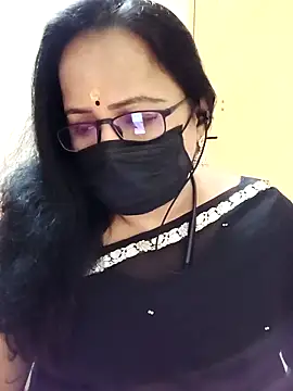 Snapshot of monisha_cam chatting on April 2026 04:44:01 PM monisha cam online show from April 2026 04:44:01 PM