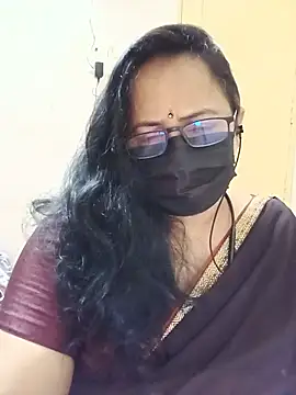 Snapshot of monisha_cam chatting on July 2026 05:52:01 PM monisha cam online show from July 2026 05:52:01 PM