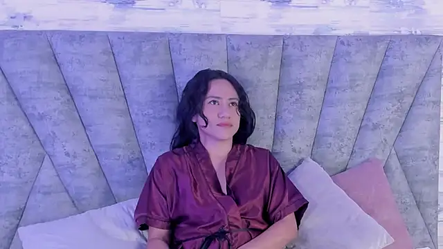 Shashadeluxe online show from May 2026 12:37:02 PM