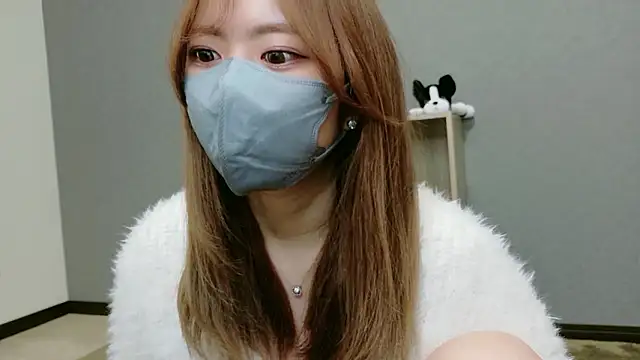 Snapshot of YUA_0425 chatting on May 2026 10:11:02 AM YUA 0425 online show from May 2026 10:11:02 AM