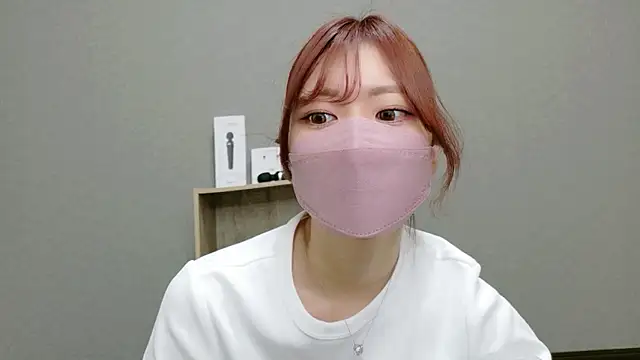 Snapshot of YUA_0425 chatting on May 2026 02:40:02 AM YUA 0425 online show from May 2026 02:40:02 AM