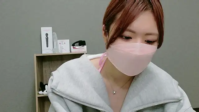 Snapshot of YUA_0425 chatting on May 2026 07:04:02 AM YUA 0425 online show from May 2026 07:04:02 AM