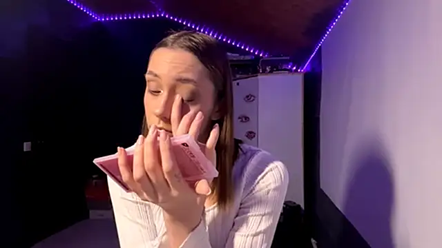 Snapshot of CoreenGau chatting on April 2026 01:50:02 PM CoreenGau online show from April 2026 01:50:02 PM