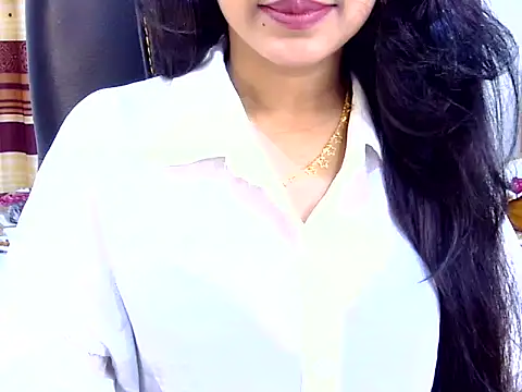 Noor Zarin online show from May 2026 06:42:01 AM