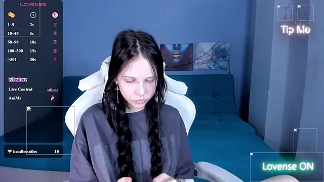 Snapshot of SugarBunny18 chatting on June 2026 03:18:01 AM SugarBunny18 online show from June 2026 03:18:01 AM