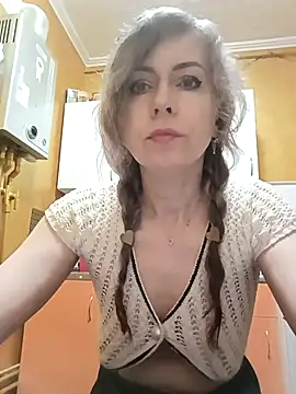 Snapshot of TaynaSecret chatting on May 2026 08:16:02 PM TaynaSecret online show from May 2026 08:16:02 PM