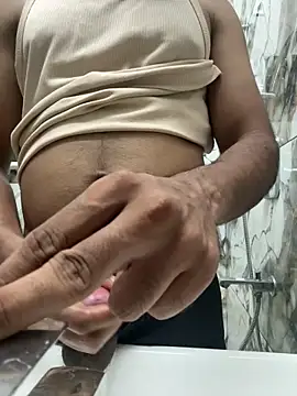 gearswitch46 online show from April 2026 07:03:02 PM