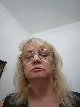 Snapshot of MatureElegantWidow chatting on June 2026 09:53:02 PM MatureElegantWidow online show from June 2026 09:53:02 PM