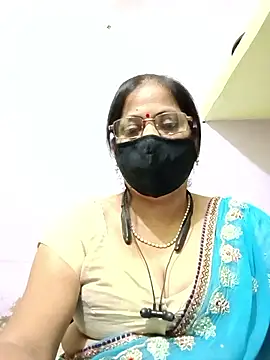 Snapshot of SEEMA_012 chatting on June 2026 05:36:02 AM SEEMA 012 online show from June 2026 05:36:02 AM