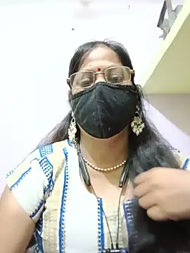 Snapshot of SEEMA_012 chatting on June 2026 04:54:02 AM SEEMA 012 online show from June 2026 04:54:02 AM