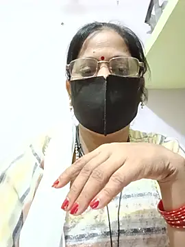 Snapshot of SEEMA_012 chatting on June 2026 04:21:02 AM SEEMA 012 online show from June 2026 04:21:02 AM