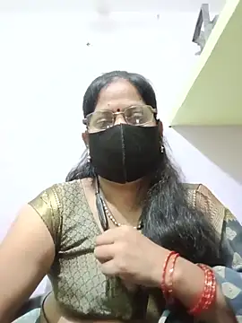 Snapshot of SEEMA_012 chatting on June 2026 05:09:01 AM SEEMA 012 online show from June 2026 05:09:01 AM