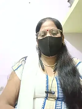 Snapshot of SEEMA_012 chatting on June 2026 04:59:01 AM SEEMA 012 online show from June 2026 04:59:01 AM