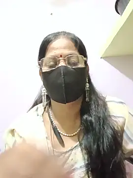 Snapshot of SEEMA_012 chatting on June 2026 04:54:02 AM SEEMA 012 online show from June 2026 04:54:02 AM