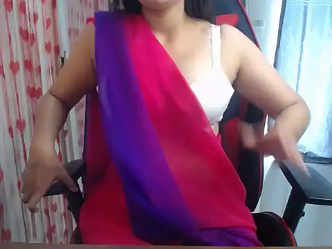Snapshot of Kinky_babyy chatting on April 2026 06:46:01 AM Kinky babyy online show from April 2026 06:46:01 AM