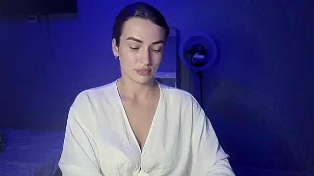 Kira  love1 online show from June 2026 09:01:02 PM