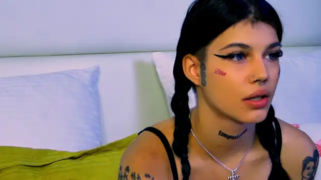 YasminnStorm online show from June 2026 04:23:01 AM