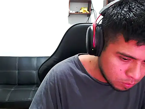 axellrz  online show from April 2026 02:34:02 AM