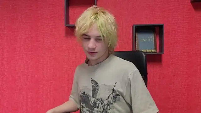 JameMilann online show from April 2026 08:42:01 PM