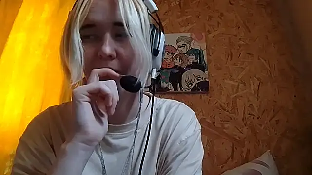 Snapshot of LaquitaSeybert chatting on April 2026 08:12:02 AM LaquitaSeybert online show from April 2026 08:12:02 AM