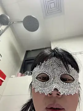 xiuxiu666 online show from May 2026 01:49:02 PM
