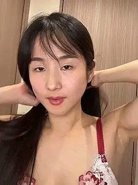 Hinako 0012 online show from May 2026 12:49:01 AM