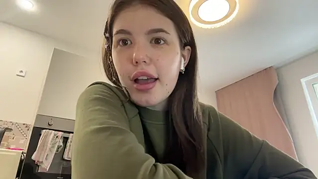 Snapshot of Meryblanks chatting on April 2026 09:14:02 AM Meryblanks online show from April 2026 09:14:02 AM