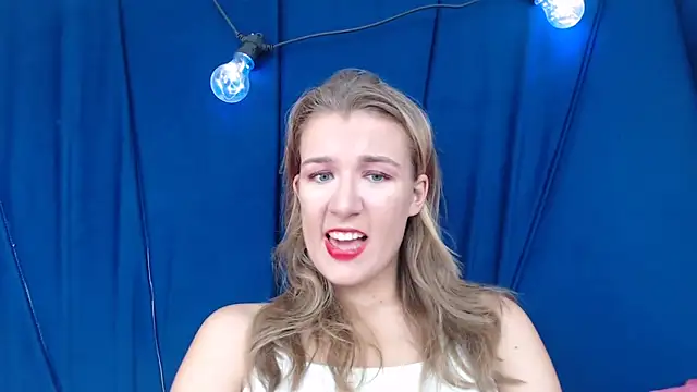 Snapshot of Yennyloves chatting on May 2026 11:07:02 AM Yennyloves online show from May 2026 11:07:02 AM