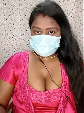 Snapshot of Romantic_Woman chatting on May 2026 06:48:02 PM Romantic Woman online show from May 2026 06:48:02 PM