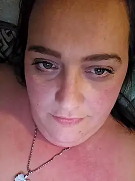 Snapshot of Blondibaby chatting on April 2026 09:56:02 PM Blondibaby online show from April 2026 09:56:02 PM